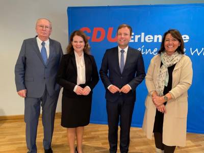 Neujahrsempfang am 08.01.2023 (von links: Horst Pabst, Gabriele Stenger, Prof. Dr. Sven Simon, Max Schad, Birgit Behr)