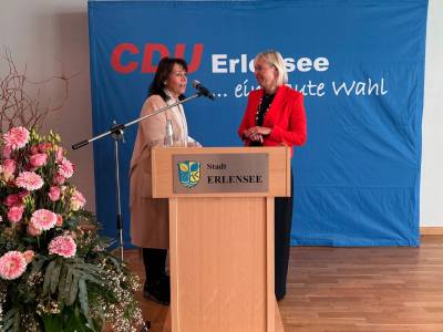 Neujahrsempfang am 12.01.2025 (von links: Birgit Behr, Prof. Dr. Kristina Sinemus)