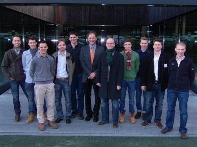 JU Erlensee/Rodenbach am 06.12.2011 beim Besuch des Dienstleistungszentrums des Behinderten-Werks Main-Kinzig e.V. in Langenselbold