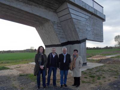 Umgehungsstrae Langendiebach, Vor-Ort Termin im Mai 2012 (von links: Fraktionsmitglied Bianca Fleck, Fraktionsvorsitzender Max Schad, Aloys Lenz MdL und Fraktionsmitglied Carola Kruhl-Sovanyka)