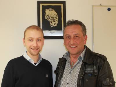 Max Schad begrt im Januar 2013 den neuen Stadtverordneten Ali zcicek