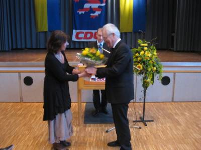 Neujahrsempfang am 22.01.2012: Vorsitzende Birgit Behr und Landtagsabgeordneter Aloys Lenz